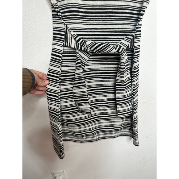 BB DAKOTA STEVE MADDEN Black White Show Your Stripes Short Sleeve Mini Dress XS - Picture 5 of 8
